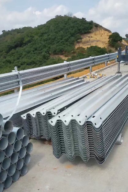 W beam Safety Guardrail